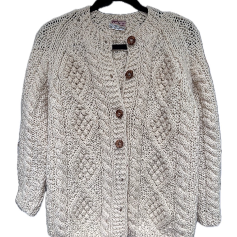 Perfect vintage Women's Cream Cable Knit wool cardigan